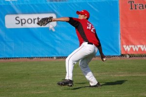 Ryan Honeycutt Salem-Keizer Volcanoes throwing the ball